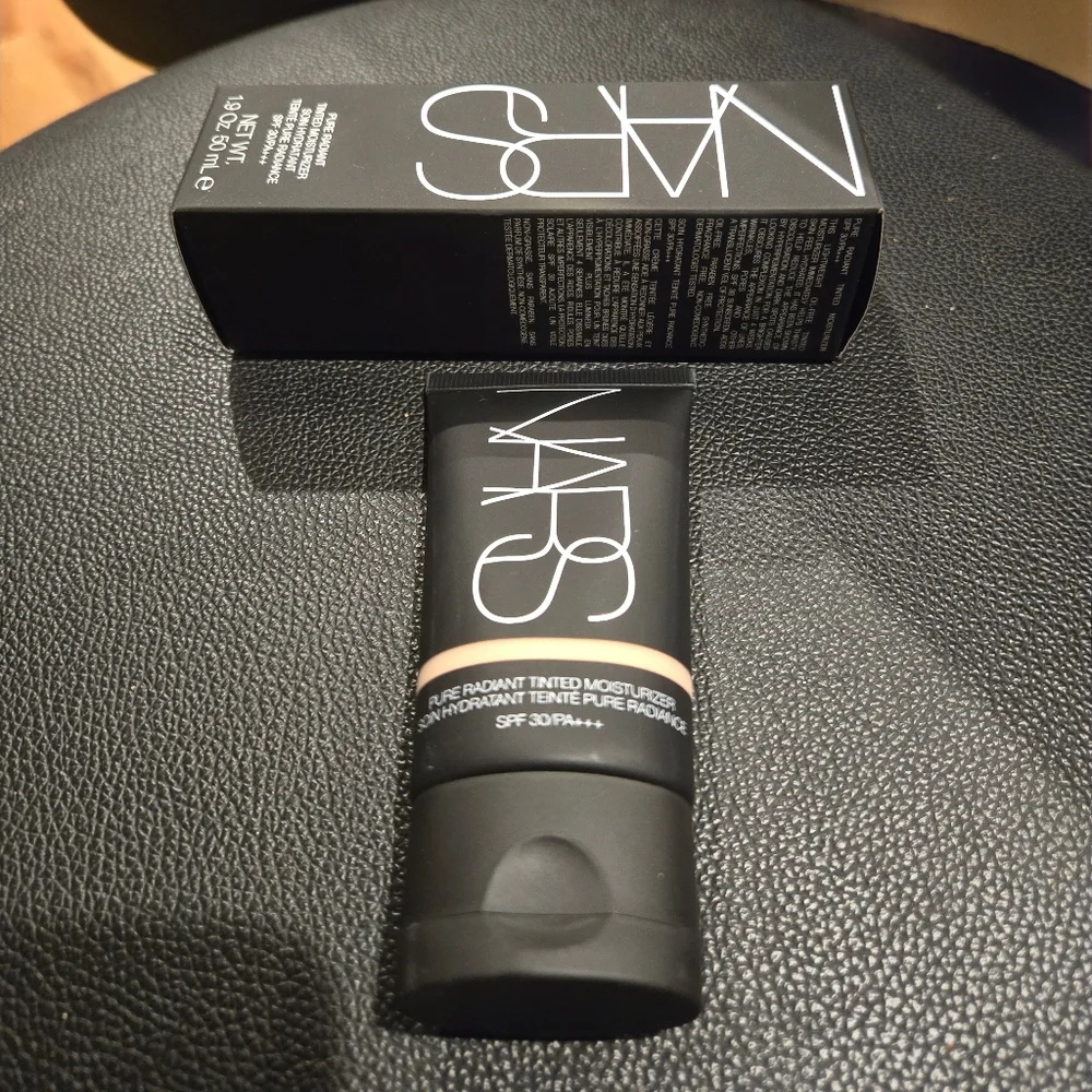 NARS Pure Radiant Tinted Moisturizer -Cuzco Medium 1.5 NIB